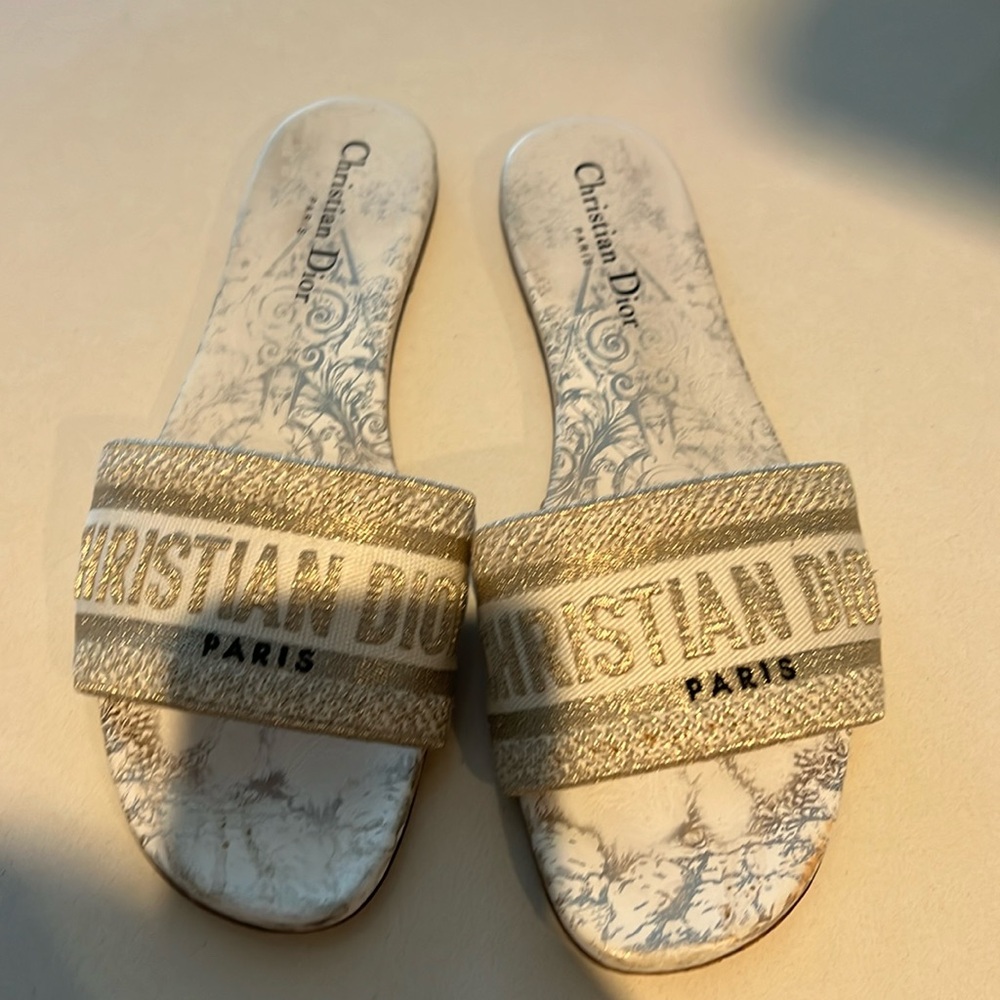 Dior shoes used a few times hard to find